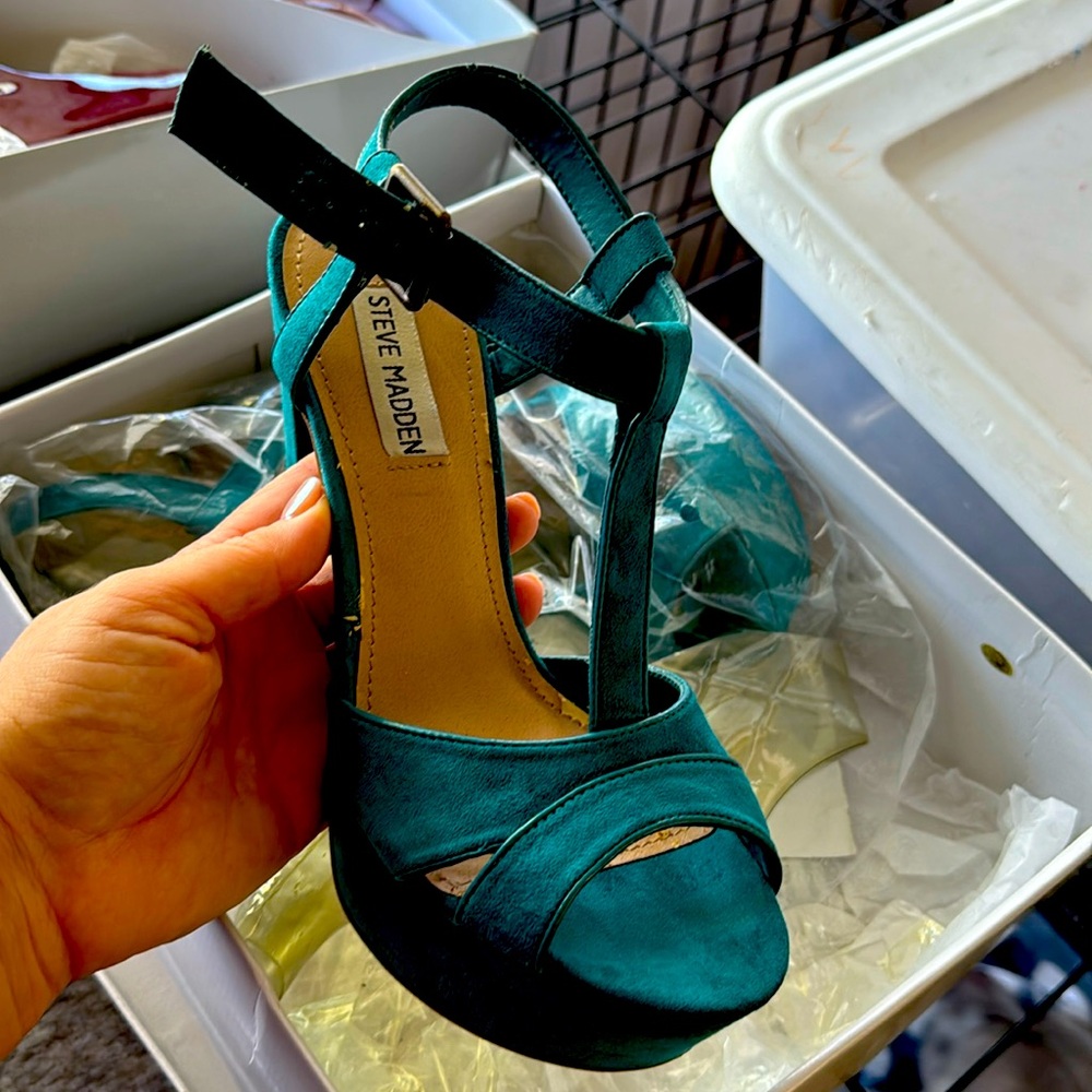 Steve Madden Teal suede heel- 5inch- worn twice like new